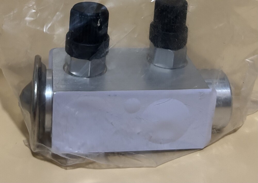 MEI / CoolStar 520-1212 A/C Block Expansion Valve - Heavy Duty Truck A/C Part